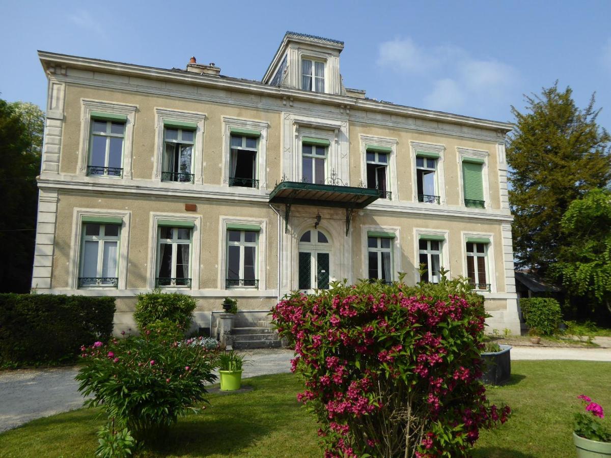 Chateau De Pougy Eksteriør bilde